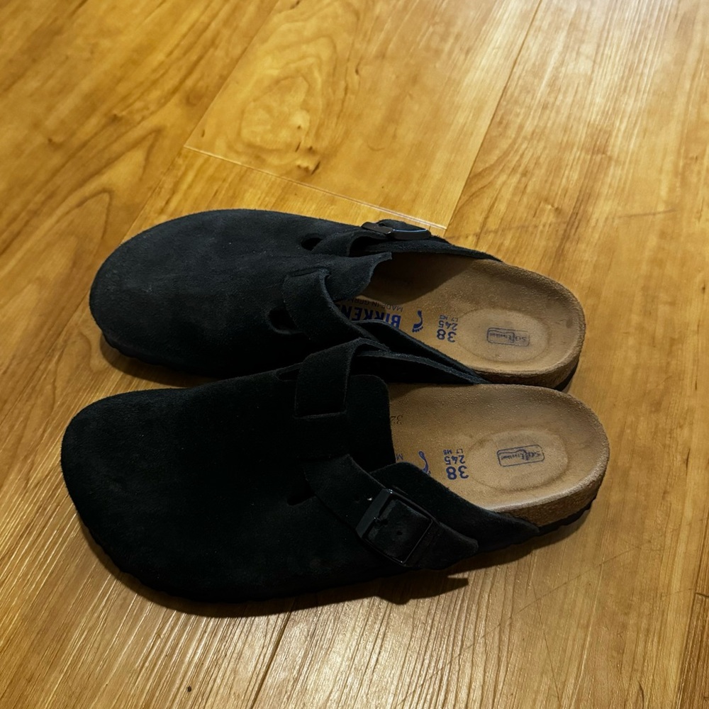 Black Birkenstock Boston Clogs